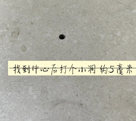 长垣瓷砖空鼓维修公司专业解答在瓷砖铺贴过程中，如果砂料搅拌不均匀，将会带来以下问题